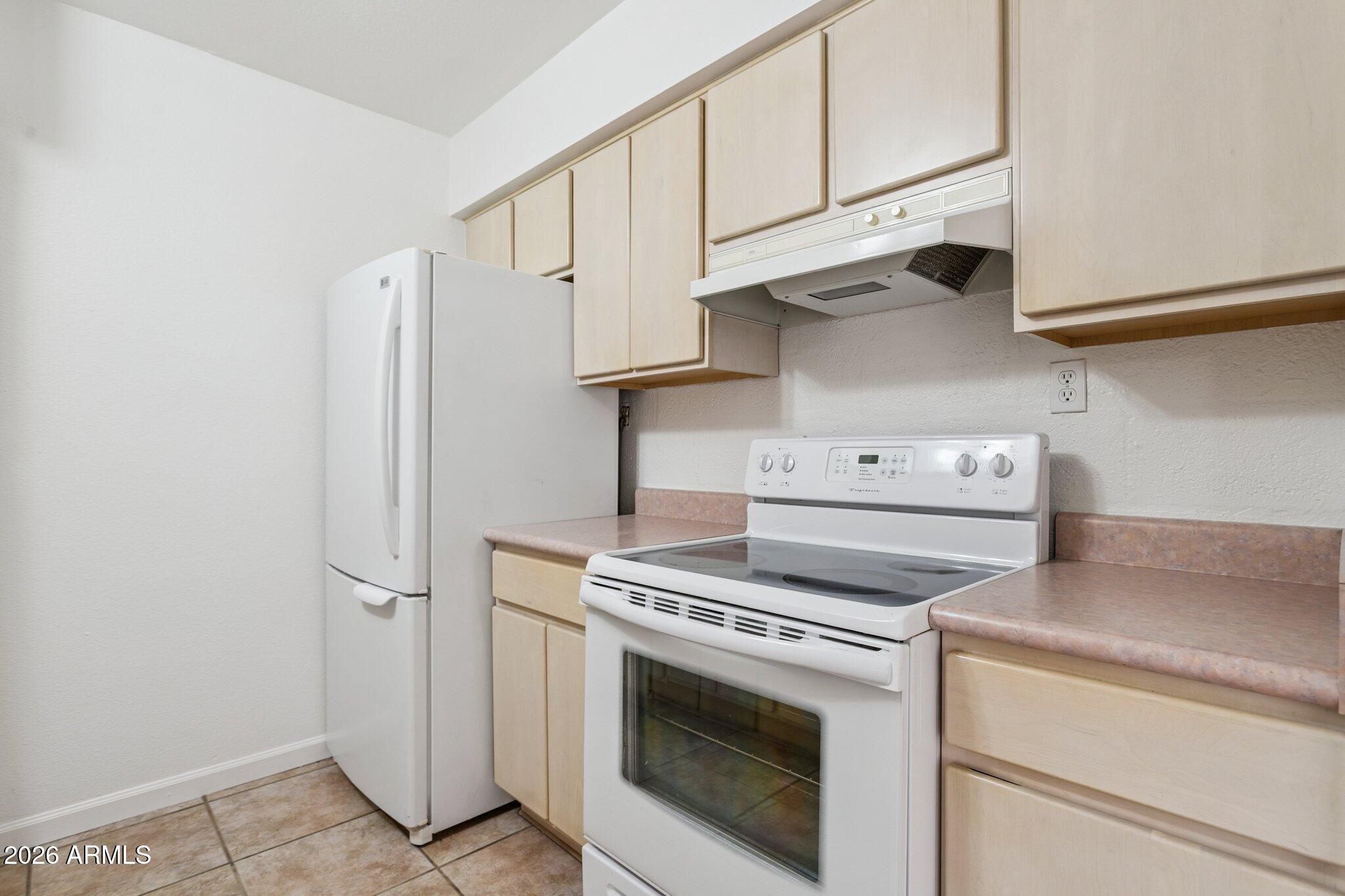 7625 East Camelback Road, Unit A144 Scottsdale, AZ 85251 - Photo 9 of 24 9-web-or-mls-7625-e-camelback-rd-144a