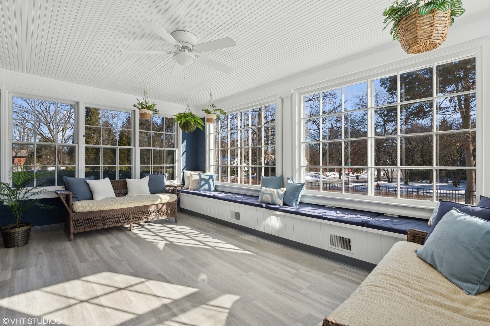 160 Sheridan Road Glencoe, IL 60093 - Photo 9 of 46 a living room with furniture and a large window