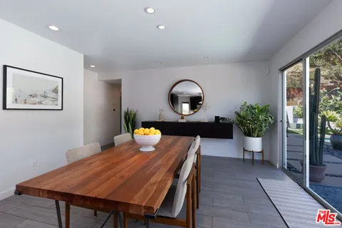 $1,800,000 | 3374 Canton Way, Studio City, CA 91604