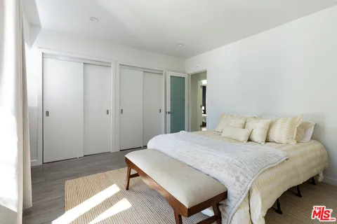 $1,800,000 | 3374 Canton Way, Studio City, CA 91604