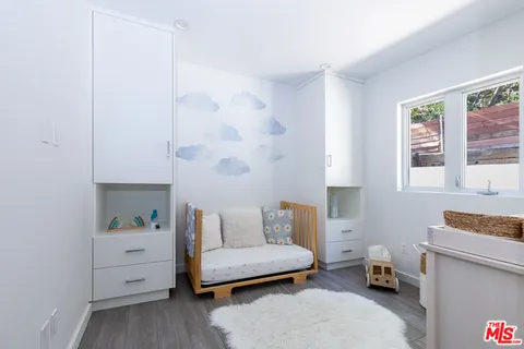 $1,800,000 | 3374 Canton Way, Studio City, CA 91604