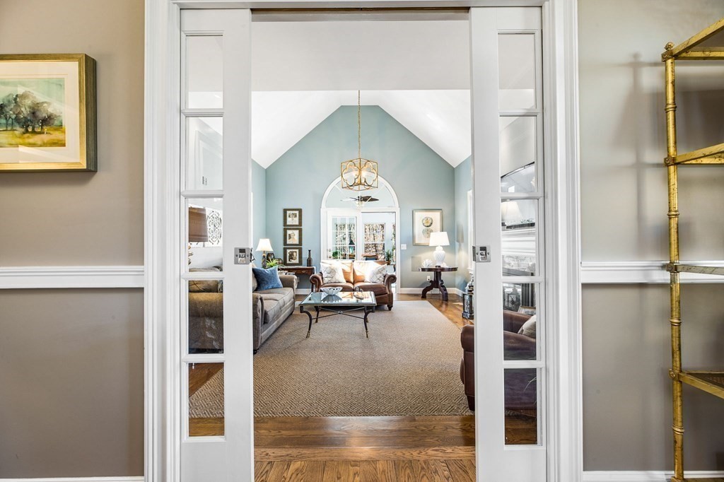 16 Franklin Rodgers Road Hingham, MA 02043 - Photo 3 of 20