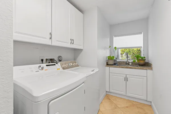 $1,750,000 | 4918 Southwest 195th Terrace, Miramar, FL 33029