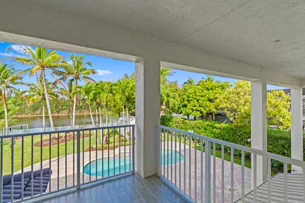$1,750,000 | 4918 Southwest 195th Terrace, Miramar, FL 33029