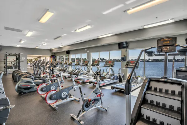 $1,750,000 | 4918 Southwest 195th Terrace, Miramar, FL 33029