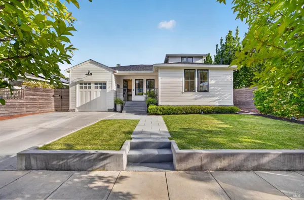 $3,395,000 | 7 William Avenue, Larkspur, CA 94939