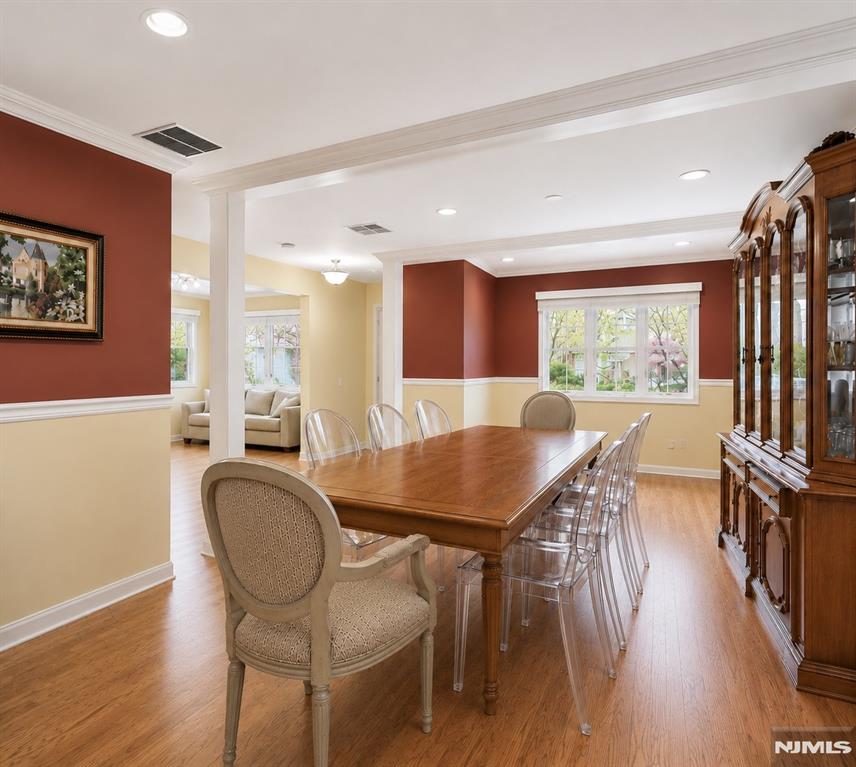 50 Highgate Terrace Bergenfield, NJ 07621 - Photo 4 of 12