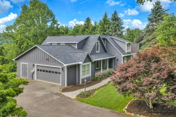 $749,900 | 458 Fairway Ridge Drive, West Jefferson, NC 28694