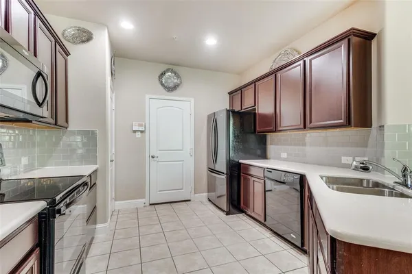 $380,000 | 416 Hunt Drive, Lewisville, TX 75067