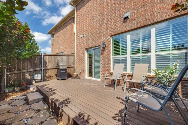 $380,000 | 416 Hunt Drive, Lewisville, TX 75067