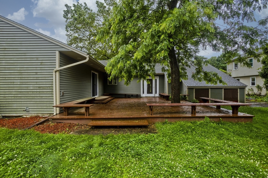 118 Woodland Road Springfield, MA 01129 - Photo 3 of 17