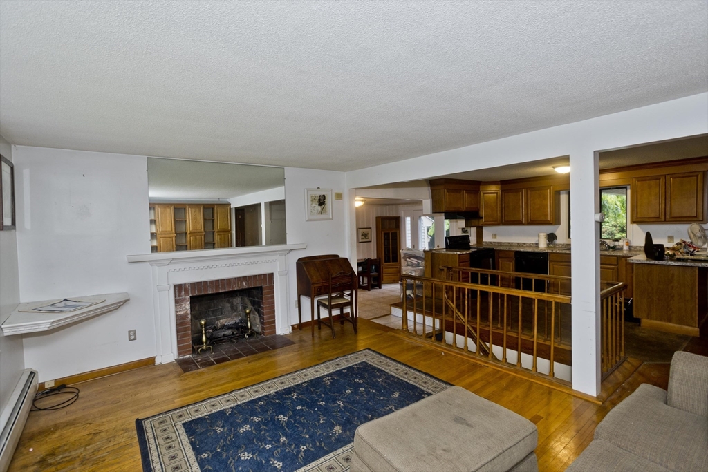 118 Woodland Road Springfield, MA 01129 - Photo 6 of 17