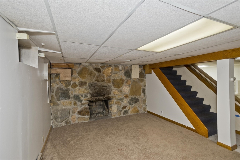 118 Woodland Road Springfield, MA 01129 - Photo 10 of 17