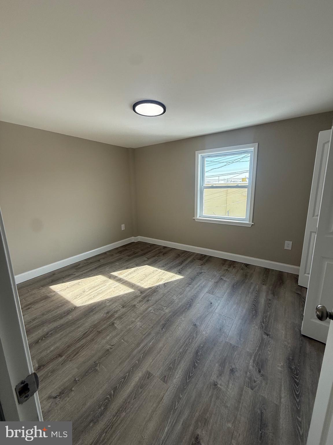 8031 Bank Street Baltimore, MD 21224 - Photo 12 of 16