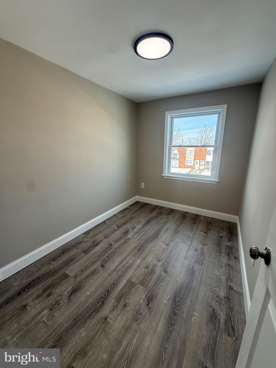 8031 Bank Street Baltimore, MD 21224 - Photo 14 of 16