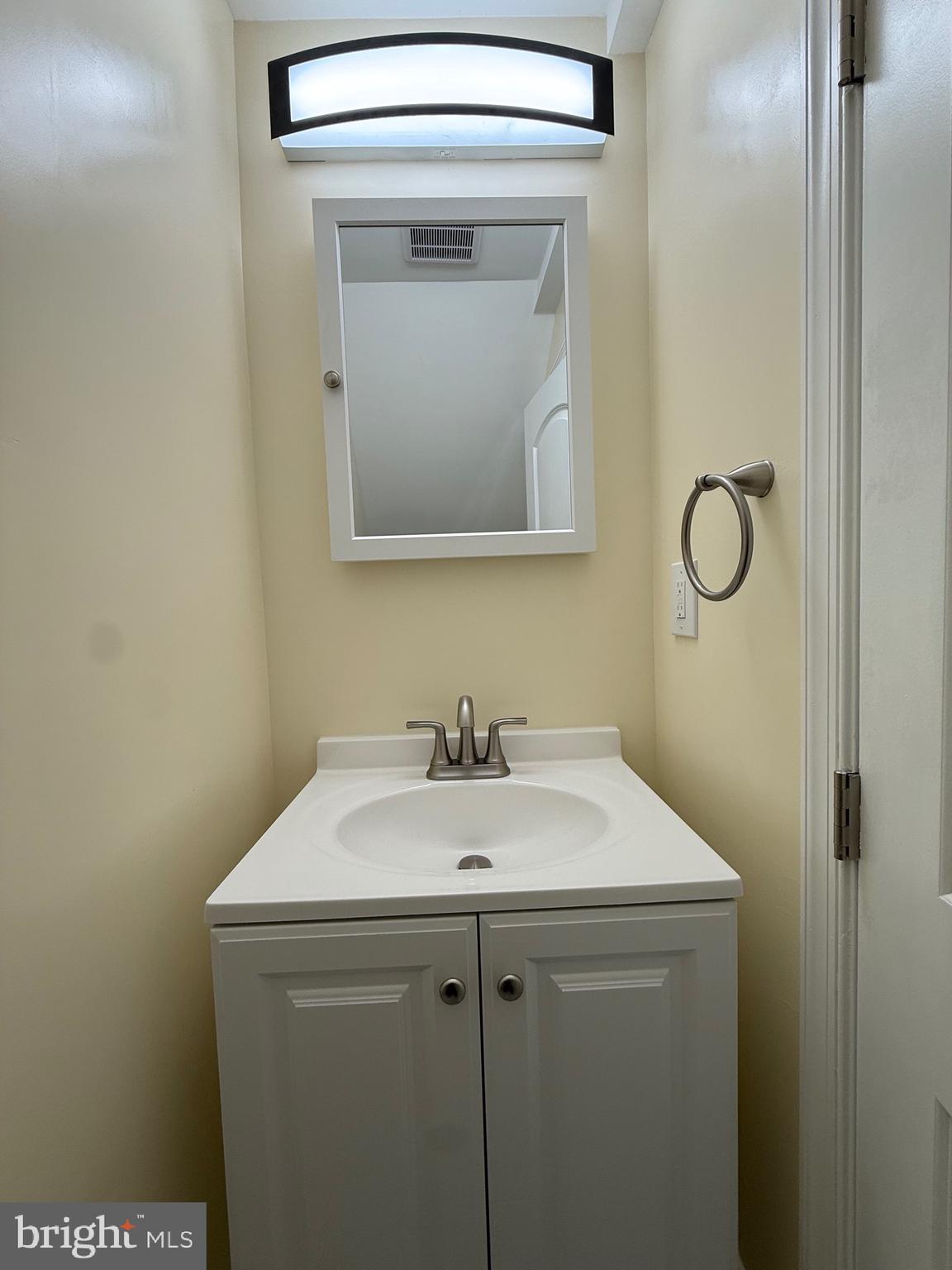 8031 Bank Street Baltimore, MD 21224 - Photo 7 of 16