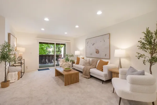 $548,000 | 1001 East Evelyn Terrace, Unit 110, Sunnyvale, CA 94086