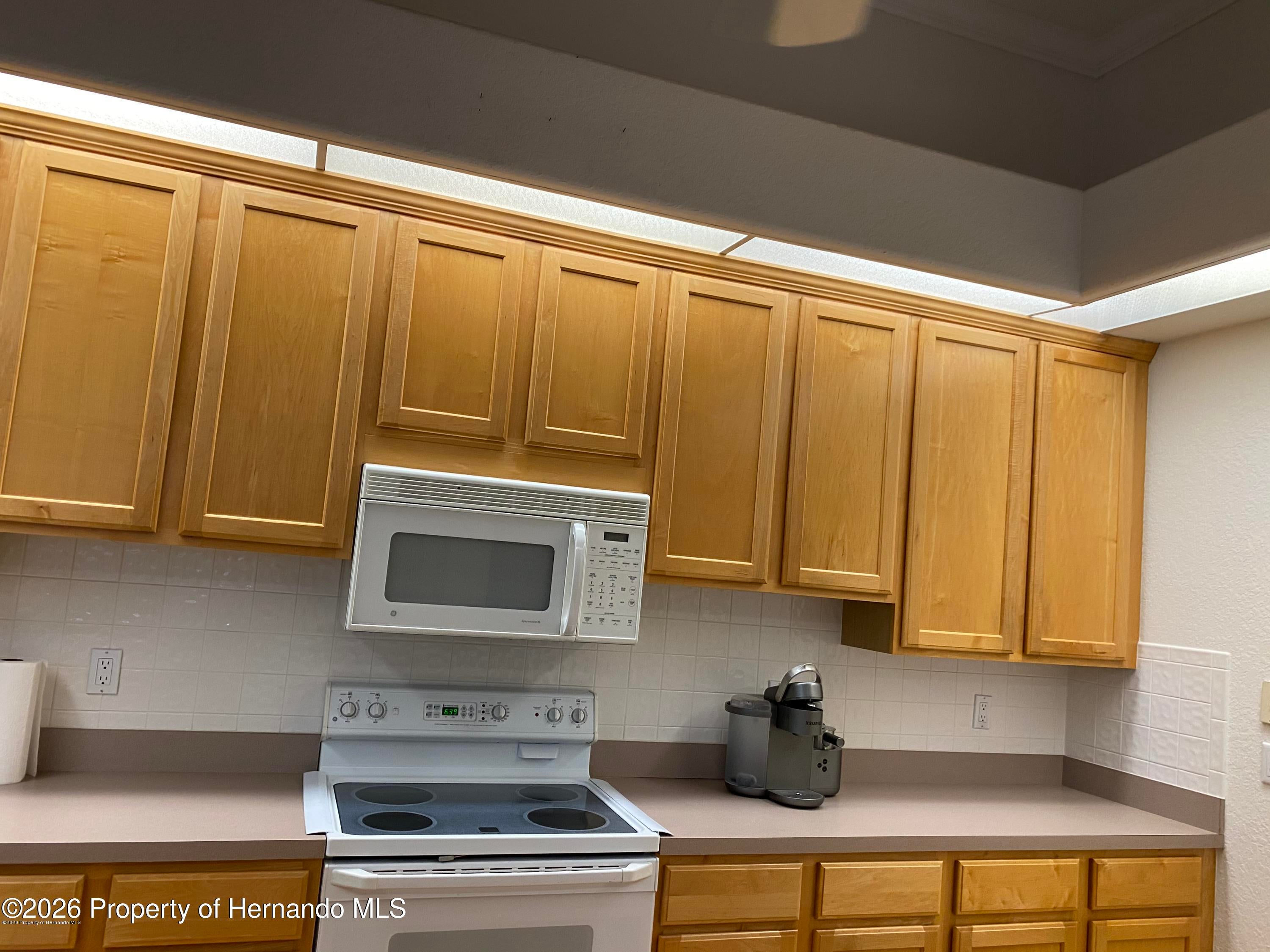 4321 Joshua Court Spring Hill, FL 34607 - Photo 11 of 51 Gallery Image 11