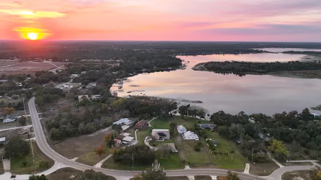 $799,000 | 1360 Lake Josephine Drive, Sebring, FL 33875