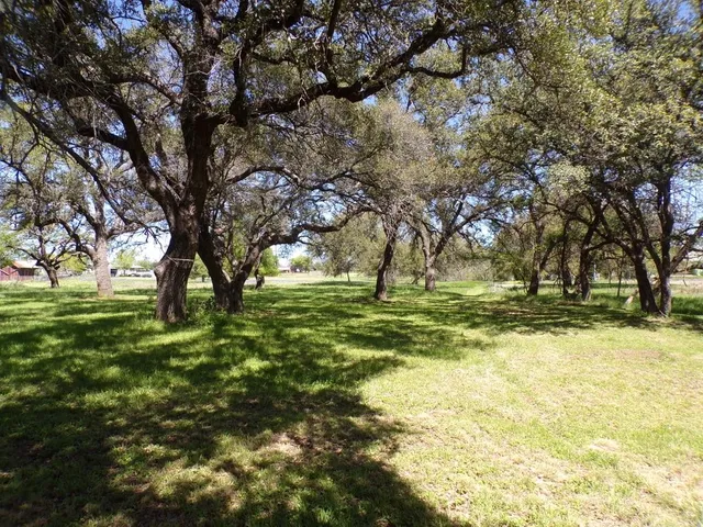 $95,000 | 309 East Navarro Street, Llano, TX 78643