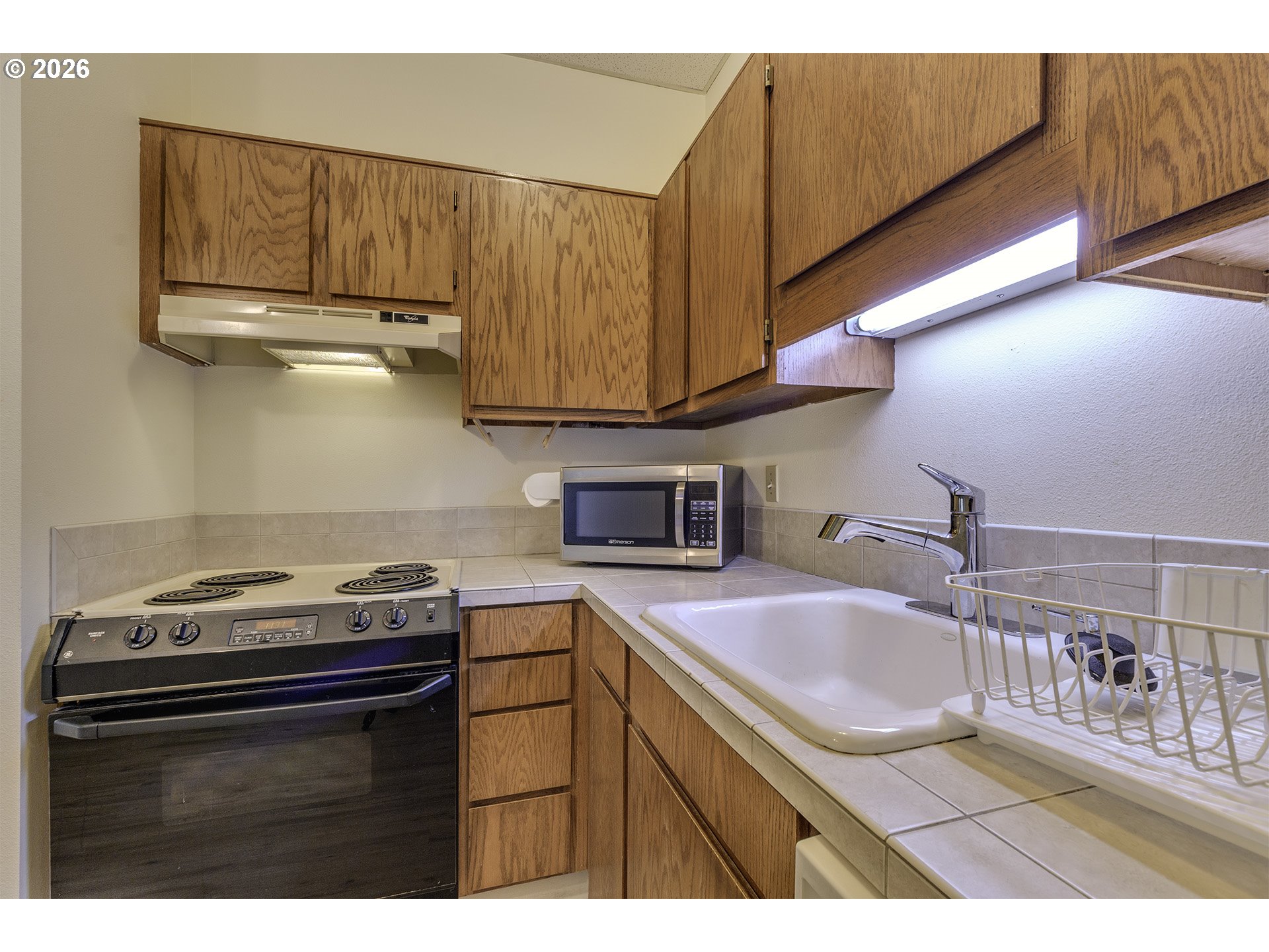 13775 Southwest Scholls Ferry Road, Unit 106 Beaverton, OR 97008 - Photo 7 of 31