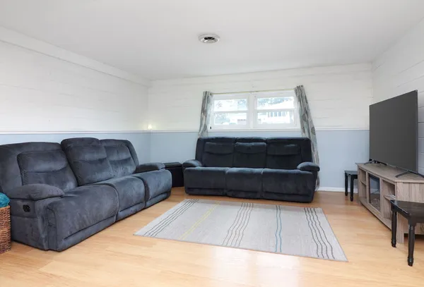 $439,900 | 4N170 Wiant Road, West Chicago, IL 60185