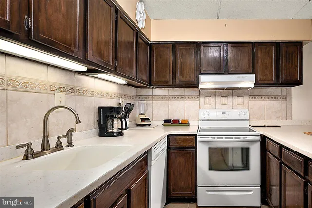 $399,900 | 10300 Coastal Highway, Unit 1509, Ocean City, MD 21842