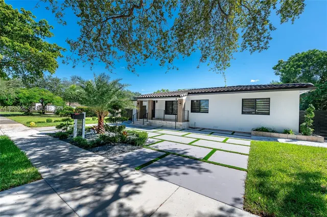 $950,000 | 625 Miller Drive, Miami Springs, FL 33166