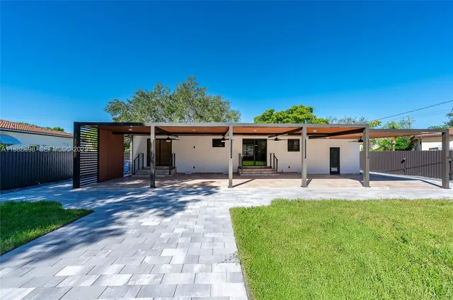 $950,000 | 625 Miller Drive, Miami Springs, FL 33166