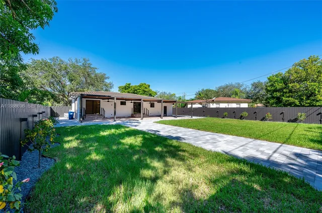 $950,000 | 625 Miller Drive, Miami Springs, FL 33166