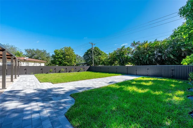 $975,000 | 625 Miller Drive, Miami Springs, FL 33166