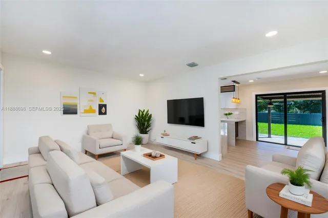 $950,000 | 625 Miller Drive, Miami Springs, FL 33166