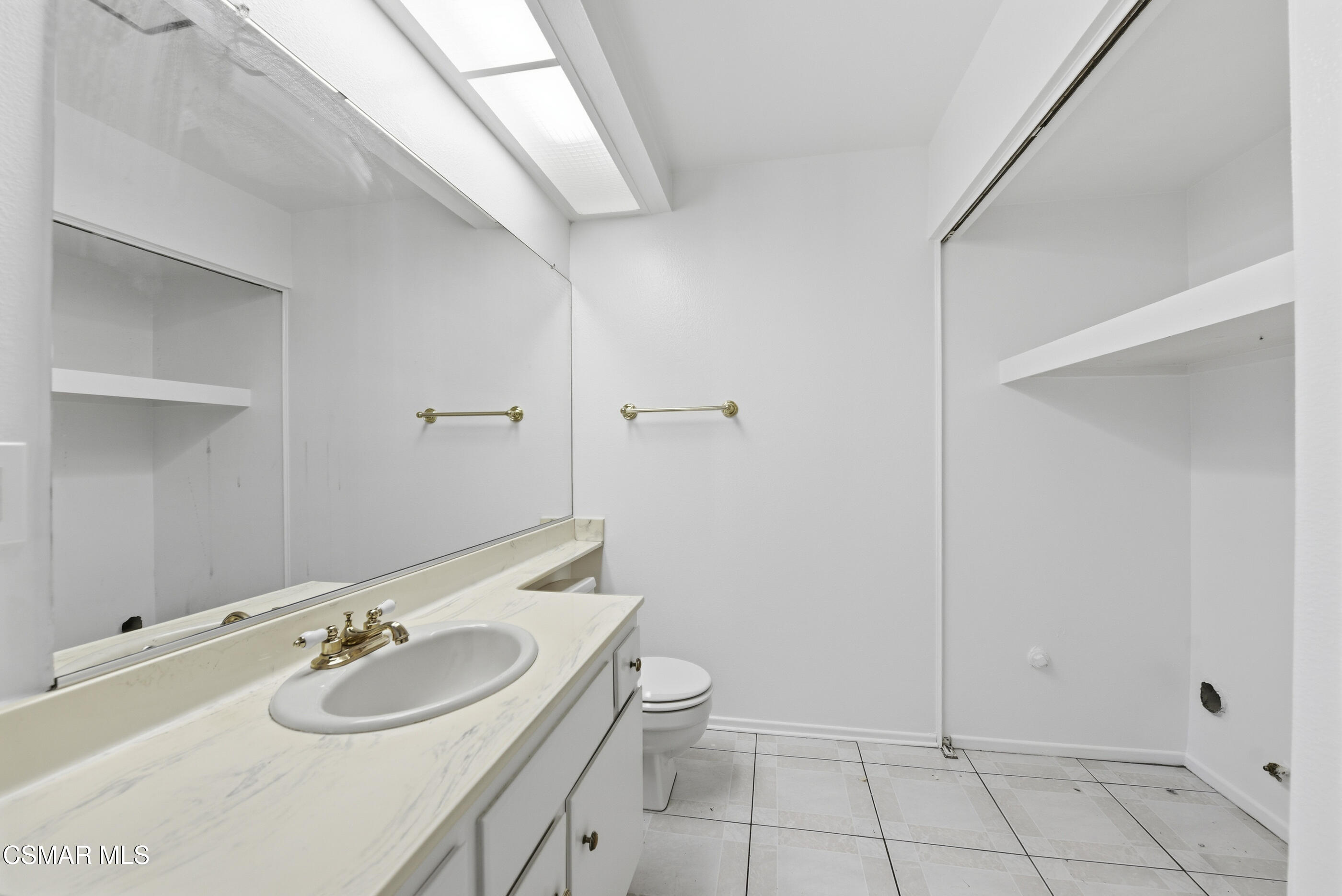 1425 Clayton Way Simi Valley, CA 93065 - Photo 12 of 27 1425 Clayton Way Simi Valley-13