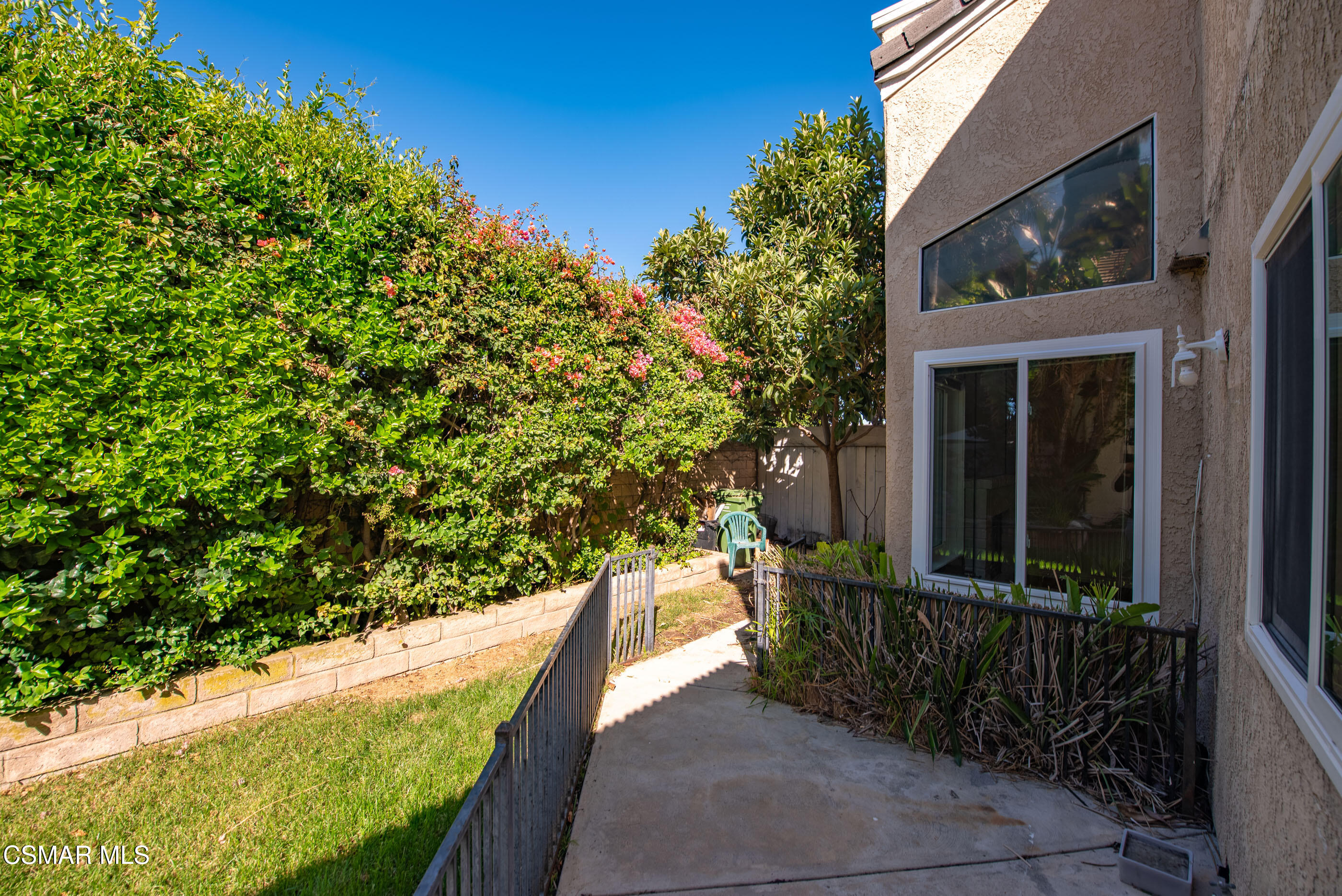 1425 Clayton Way Simi Valley, CA 93065 - Photo 25 of 27 1425 Clayton Way Simi Valley-25