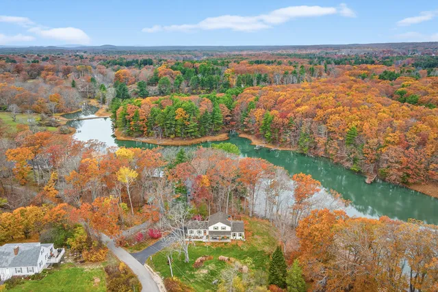 $1,795,000 | 3 Long Cove Road, York, ME 03909