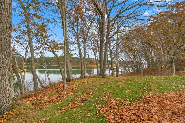 $1,795,000 | 3 Long Cove Road, York, ME 03909