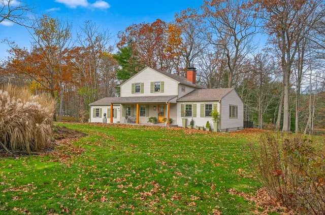 $1,795,000 | 3 Long Cove Road, York, ME 03909