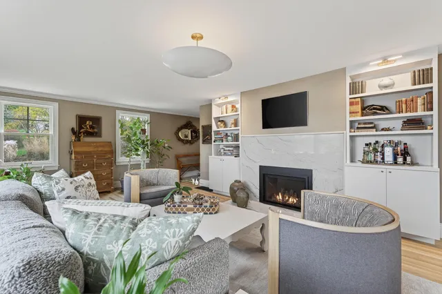 $1,795,000 | 3 Long Cove Road, York, ME 03909