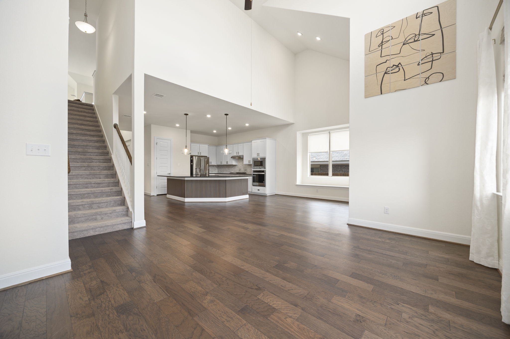 1098 Cherrystone Loop Buda, TX 78610 - Photo 11 of 37