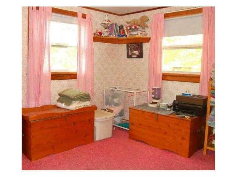 98 Leeman Arm Road Palermo, ME 04354 - Photo 16 of 28 Bedroom.