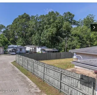 $210,000 | 436 East Pont Des Mouton Road, Lafayette, LA 70507