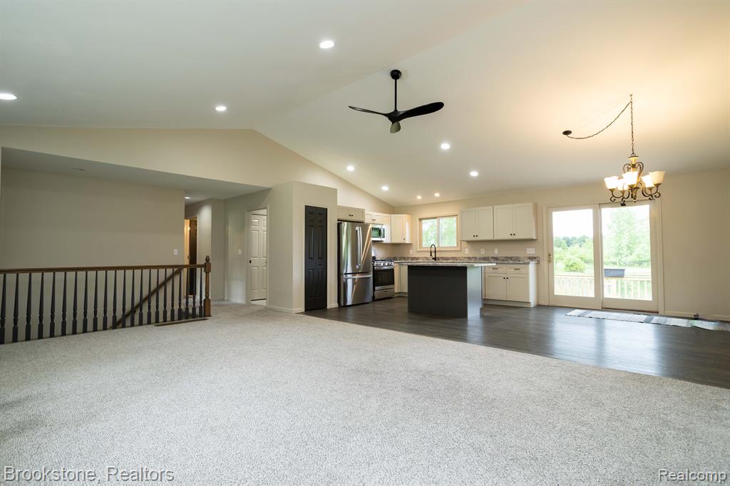 15350 Bordman Road Armada, MI 48005 - Photo 5 of 37