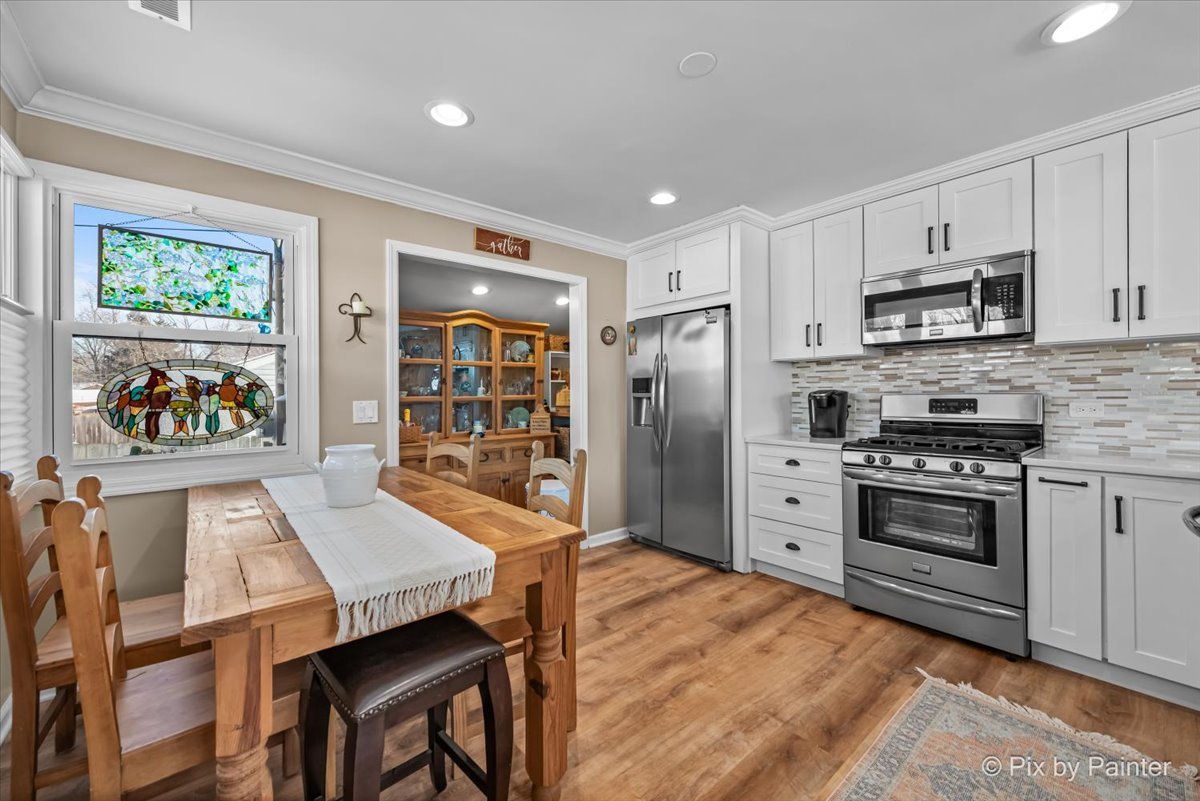 3712 Jay Lane Rolling Meadows, IL 60008 - Photo 7 of 25