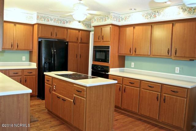 209 Ravenswood Road Hampstead, NC 28443 - Photo 13 of 27 11