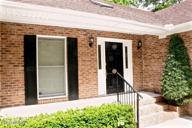 209 Ravenswood Road Hampstead, NC 28443 - Photo 2 of 27 2