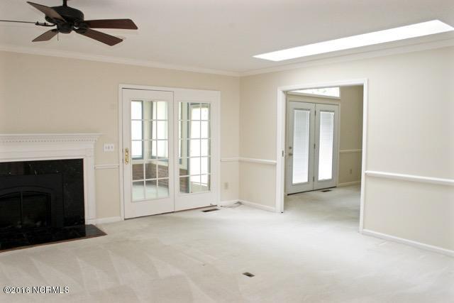 209 Ravenswood Road Hampstead, NC 28443 - Photo 6 of 27 6.0
