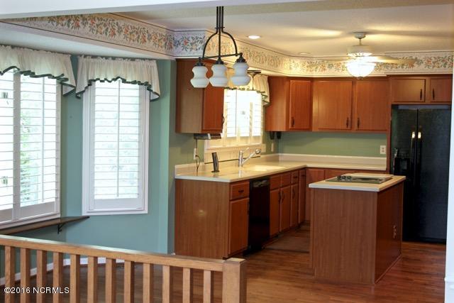 209 Ravenswood Road Hampstead, NC 28443 - Photo 10 of 27 8