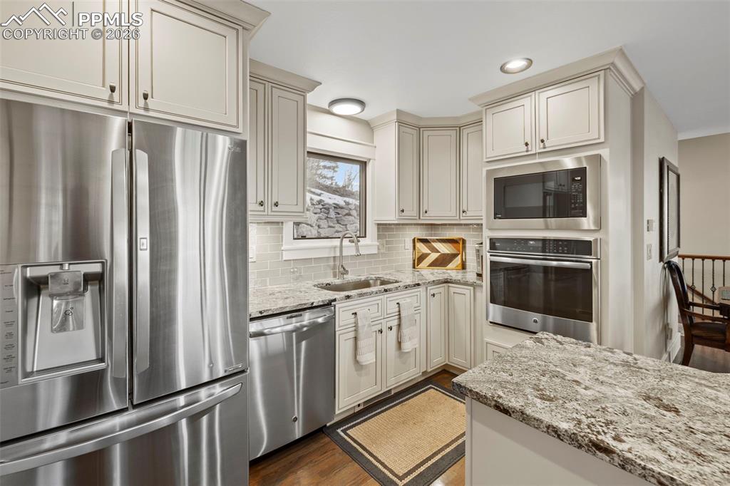 745 Scrub Oak Road Manitou Springs, CO 80829 - Photo 6 of 43