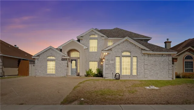 $419,500 | 6530 Picante Drive, Corpus Christi, TX 78414