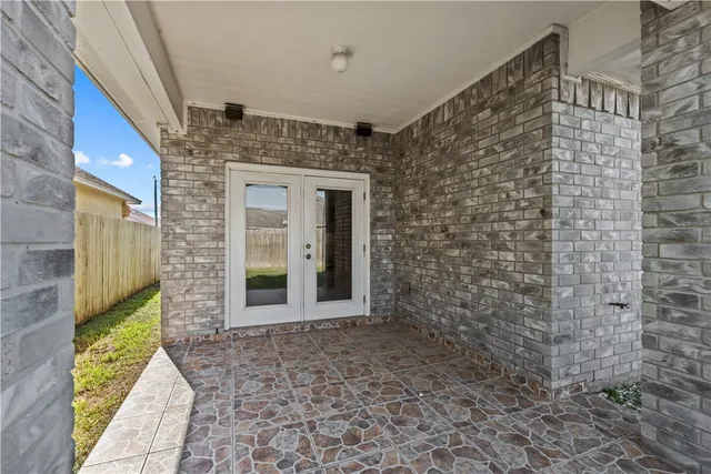 $419,500 | 6530 Picante Drive, Corpus Christi, TX 78414